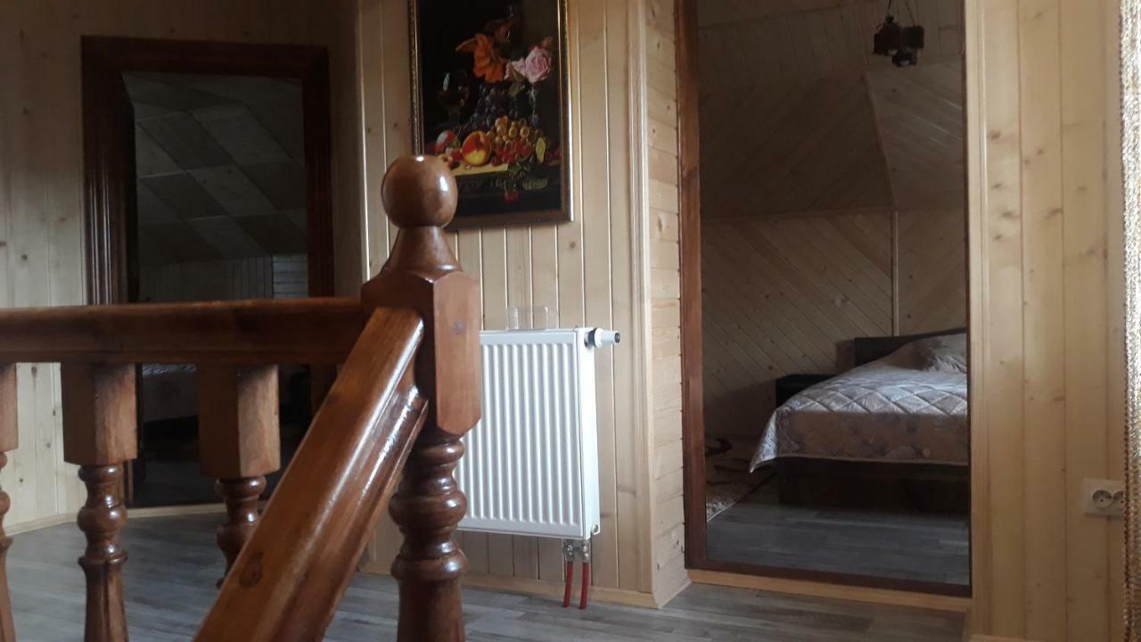 Bee House Поляниця Апартаменти Bukovel Exterior foto