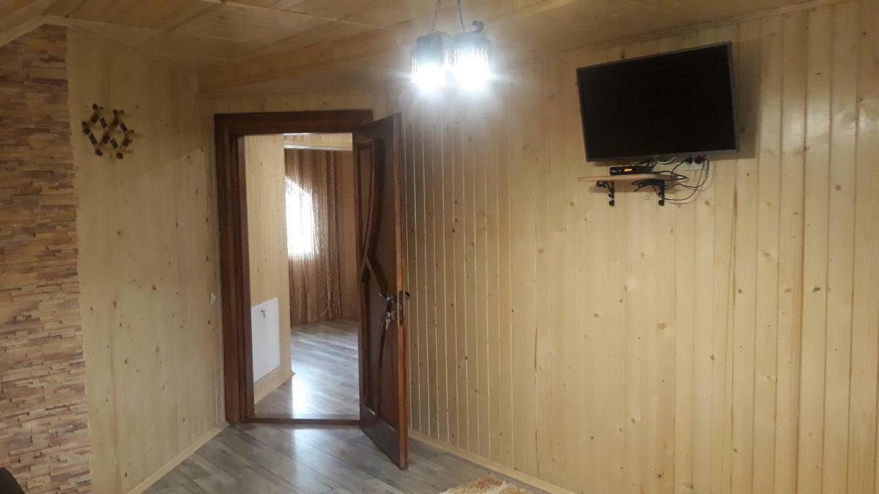 Bee House Поляниця Апартаменти Bukovel Exterior foto